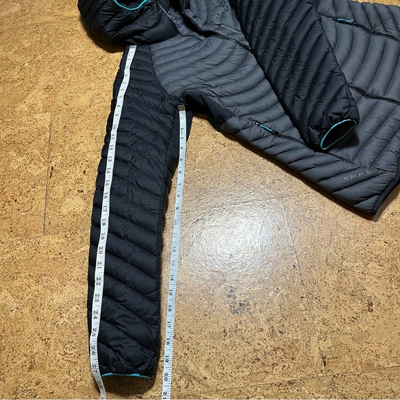Dynafit Wm’s Radical Down RDS Hooded Jacket In Blackout Sz M - Picture 16 of 16